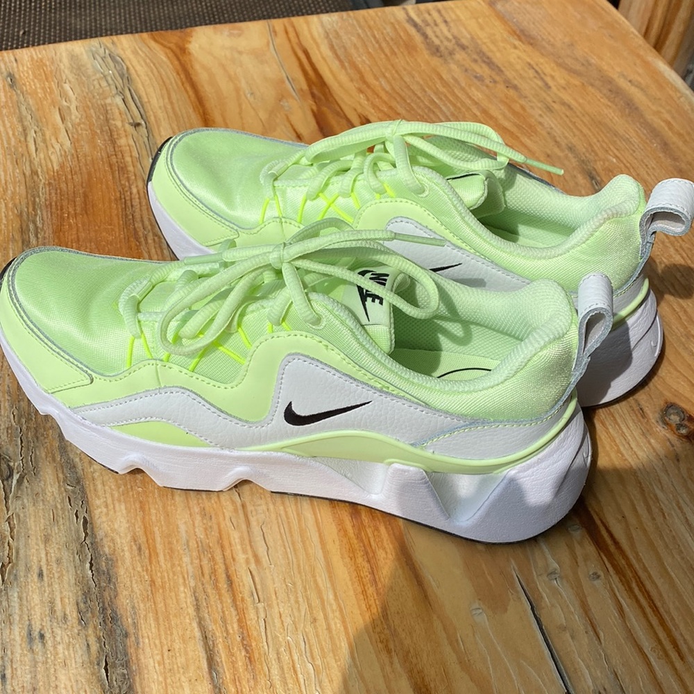Nike running shoes. Size 8 womens